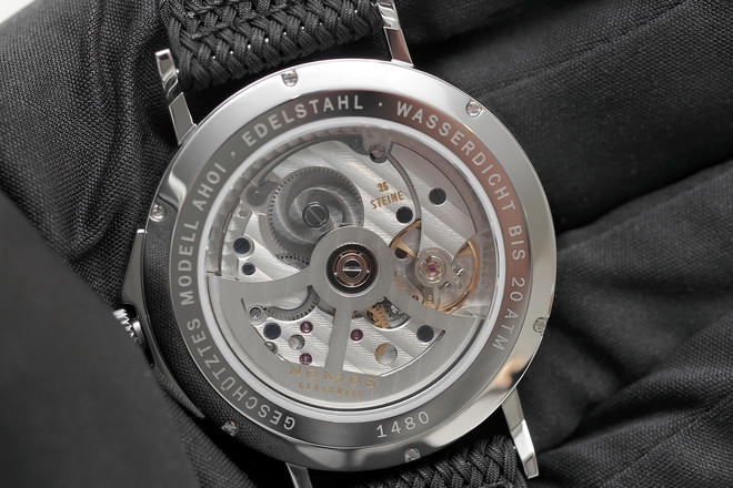 Часы Ahoi Atlantik от Nomos Glashütte